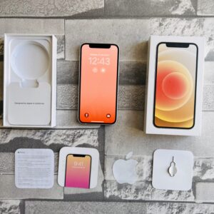 iPhone 12 Mini con 92% de batería
